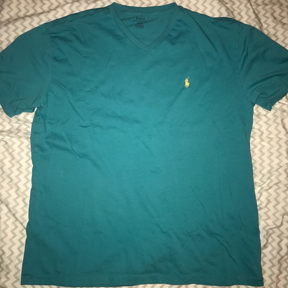 Men's v-neck